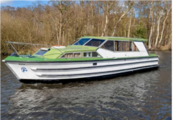 Boat exterior