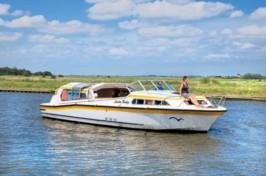 Boat exterior